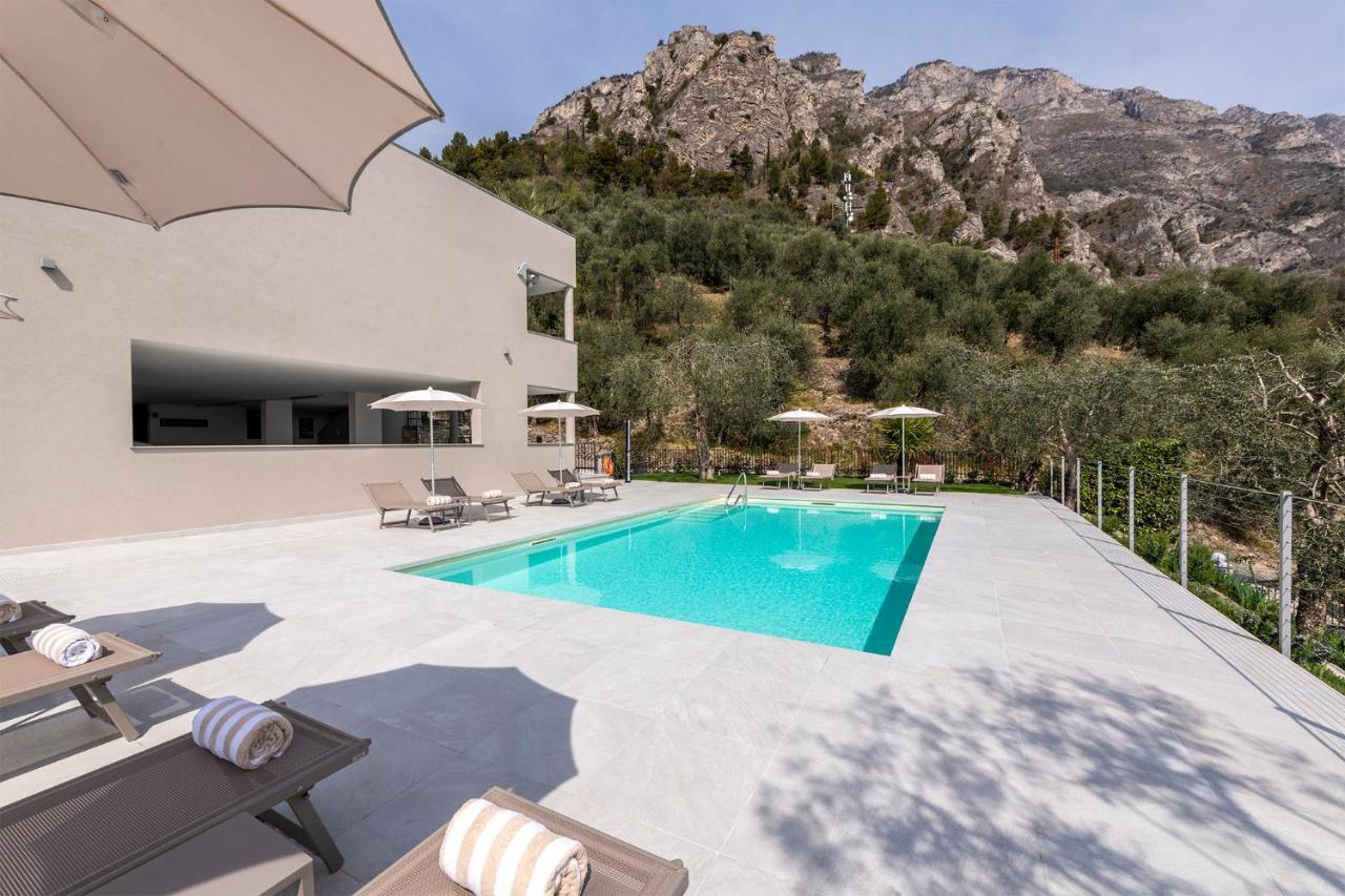 Evo Suites Apartments Limone sul Garda Exterior photo